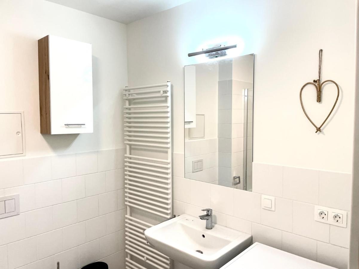 Central 55M2 Flat With Balcony & Parking Vienna Exterior photo
